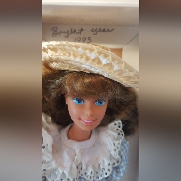 Collectors edition 1992 little Debbie barbie - Picture 2 of 10